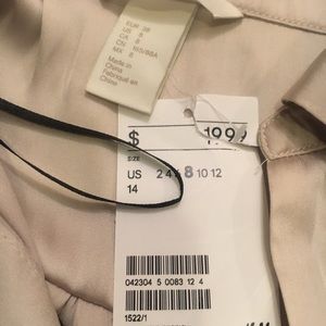 H&M Tops - Blouse H&M Tops - Blouse